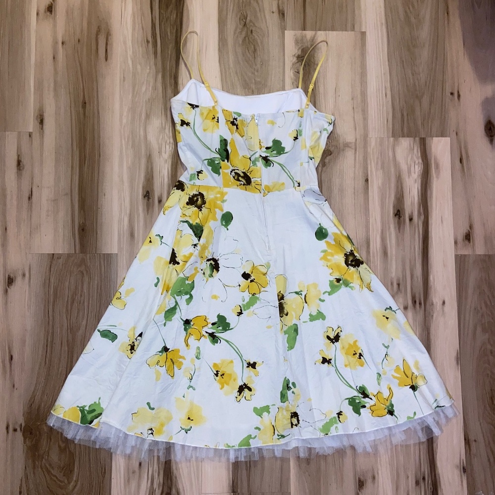 Ruby Rox Dress Size- 3 - Picture 2 of 7